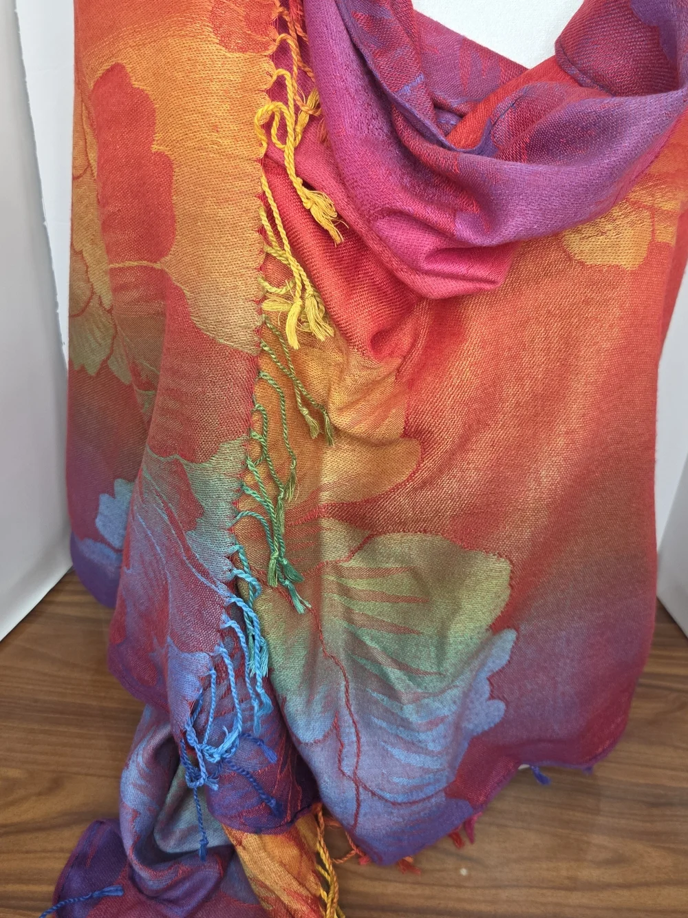 Pashmina Silk Sunset-toned Jacquard Weave W/contrasting Fringe 25x68